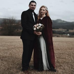 Meet your Posher, Felicia